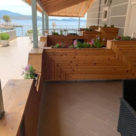 Zero Zero 公寓 Sarandë