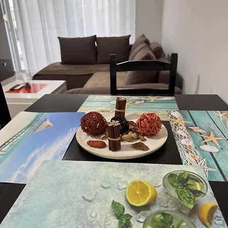 Zero Zero Apartment *